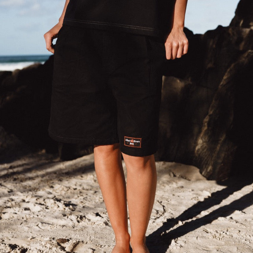 Washed Canvas Pleated Shorts - Black